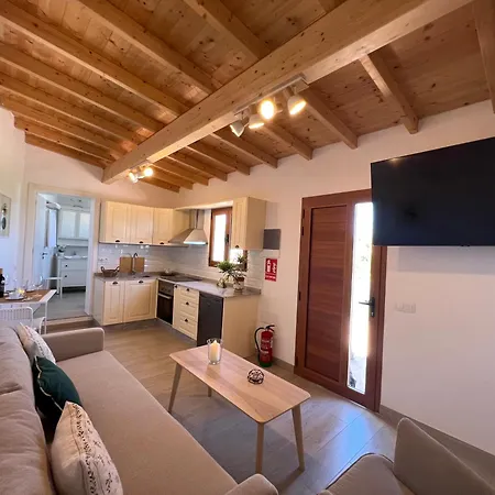 Angeles Holiday home *