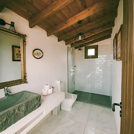 Angeles Holiday home *